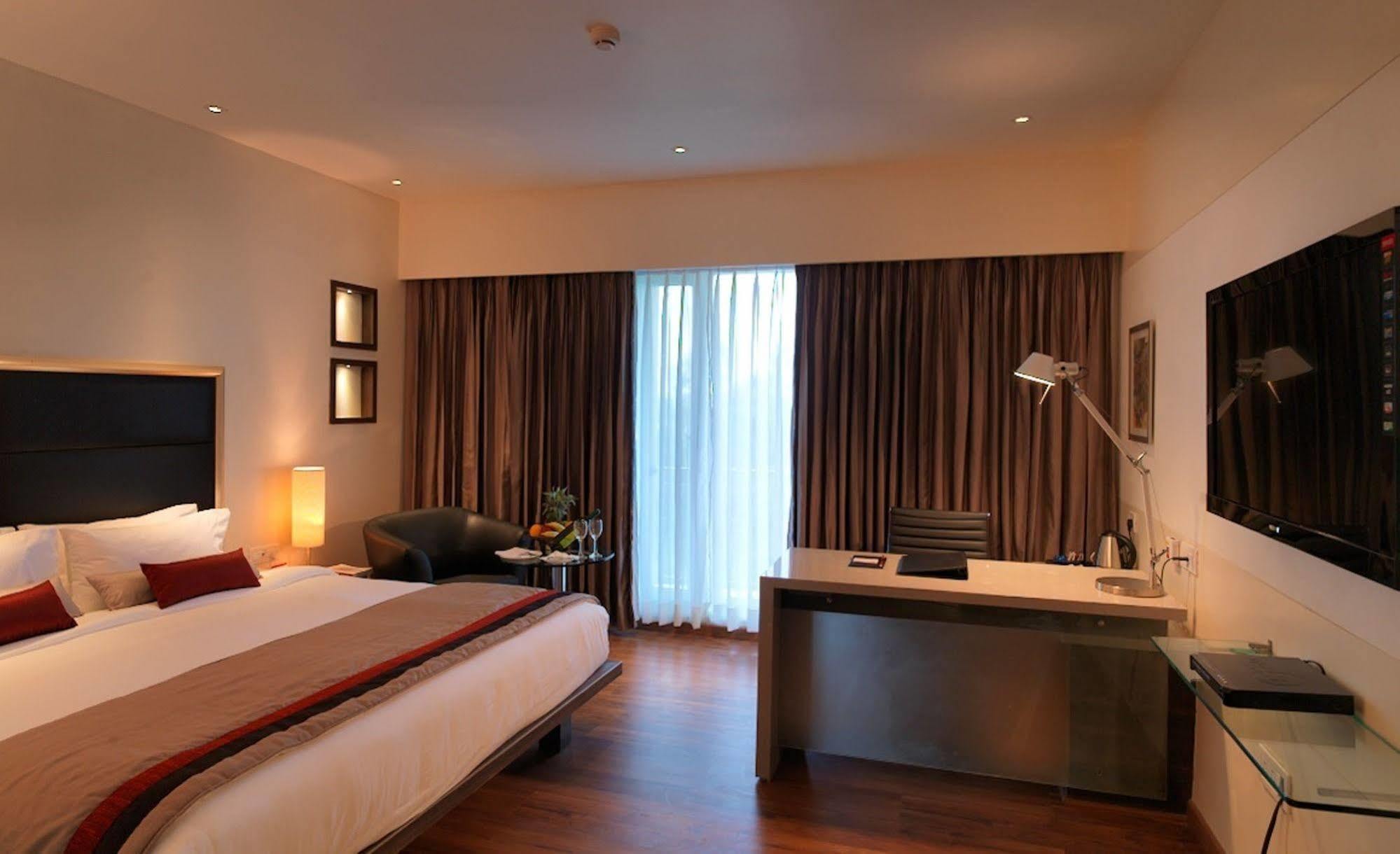 Spree Shivai Hotel Pune Pimpri-Chinchwad Eksteriør billede